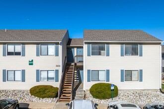 Oakbrook Terrace Apartments in Topeka, KS - Building Photo - Building Photo