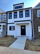 556 Leesville Rd, Unit #205 in Lynchburg, VA - Building Photo - Building Photo