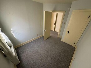 212 W Pine Ave in Bloomsburg, PA - Building Photo - Building Photo