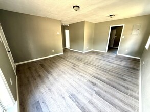 3831 Morningview Dr in Moss Point, MS - Building Photo - Building Photo