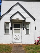 5214 Revere Dr in Norfolk, VA - Building Photo - Building Photo