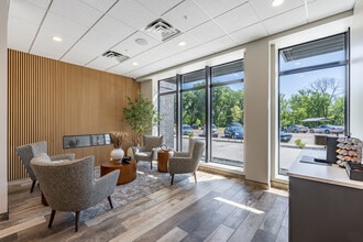 Cannery Square North in Eau Claire, WI - Foto de edificio - Lobby