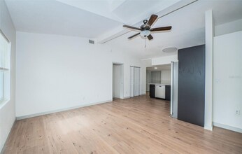 6027 Illinois Ave in New Port Richey, FL - Building Photo - Building Photo