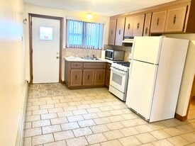 43 Bryant St, Unit 2 in Revere, MA - Building Photo