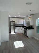 820 Bennington St in Houston, TX - Building Photo - Building Photo