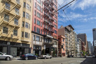 686 Post in San Francisco, CA - Foto de edificio - Building Photo