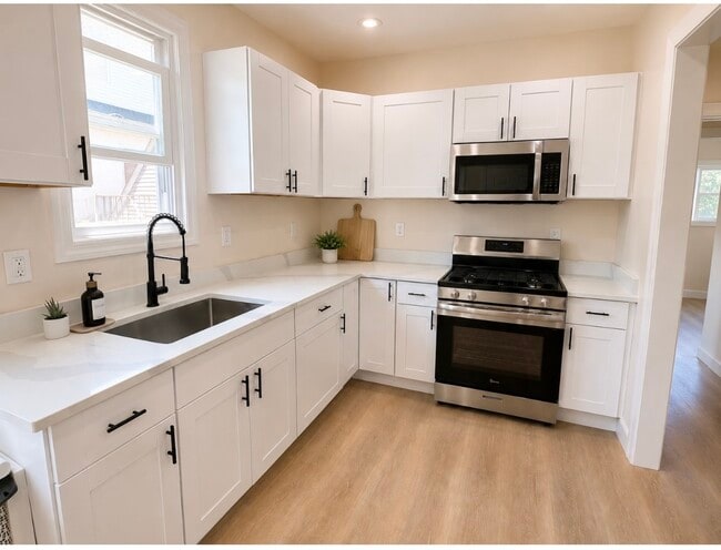 246 Stone Ave, Unit 3 bedroom 1 bath