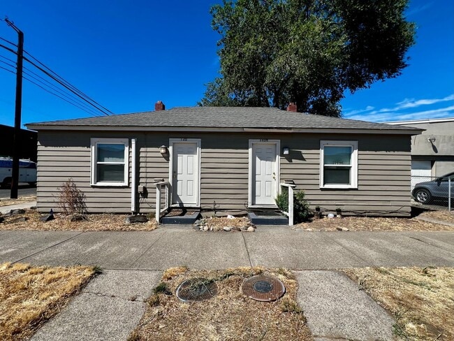 property at 102 N 3rd Ave