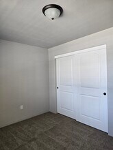 983 Stonewater Dr in Eagle Point, OR - Building Photo - Building Photo