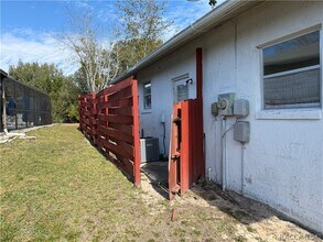 229 W Casurina Pl in Beverly Hills, FL - Building Photo - Building Photo