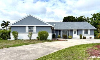 3137 Markridge Rd in Sarasota, FL - Building Photo