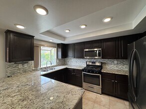 1527 W 146th St in Gardena, CA - Building Photo - Building Photo