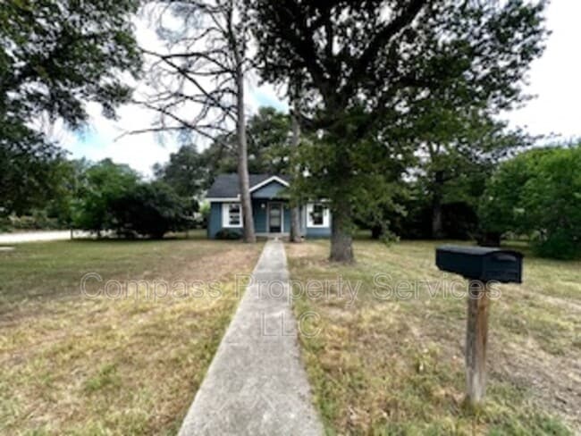 property at 300 N Oak Dr