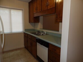 141 Candlebrook Dr in Enterprise, AL - Building Photo - Building Photo