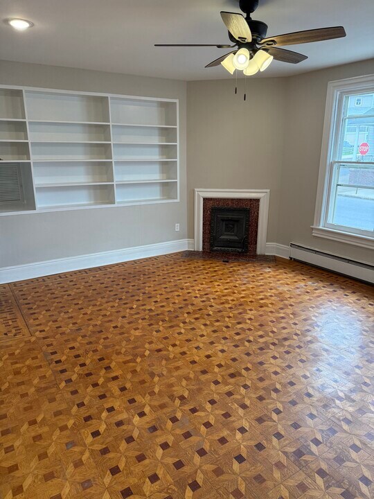 166 Center St, Unit 1 in Danville, PA - Building Photo