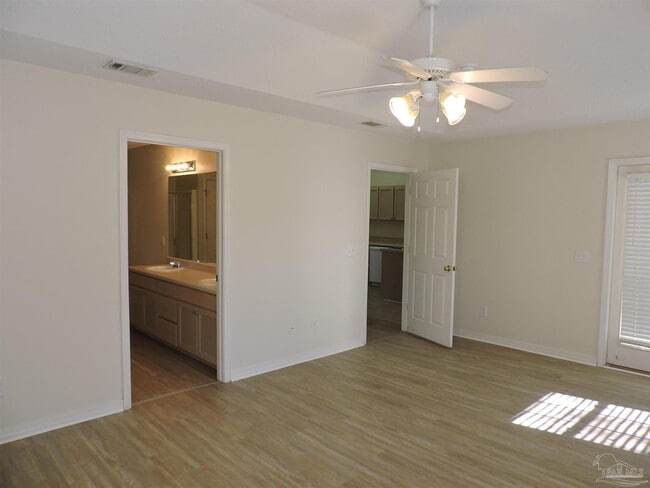 6837 Fort Deposit Dr in Pensacola, FL - Building Photo - Building Photo