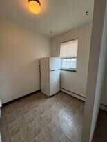 50 W 7th Ave in Conshohocken, PA - Building Photo