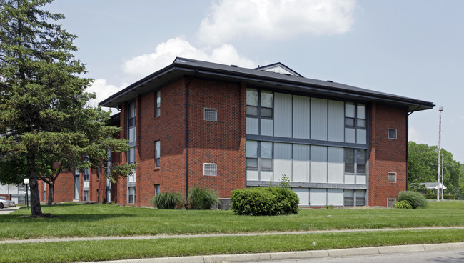 Westbrooke Village Apartments in Trotwood, OH - Building Photo - Building Photo