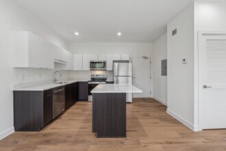 750 Cascade Pl SW in Atlanta, GA - Building Photo - Building Photo