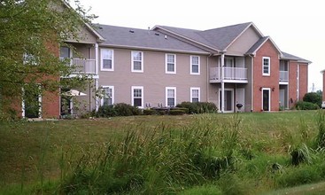 185 - COUNTRY VIEW APARTMENTS in Martinsville, IN - Building Photo - Building Photo