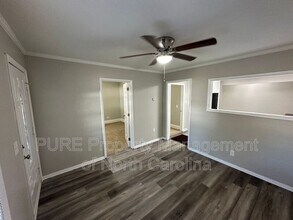 111 Hillcrest Dr in Bessemer City, NC - Building Photo - Building Photo