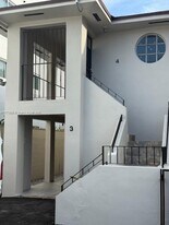 467 SW 7th St in Miami, FL - Building Photo
