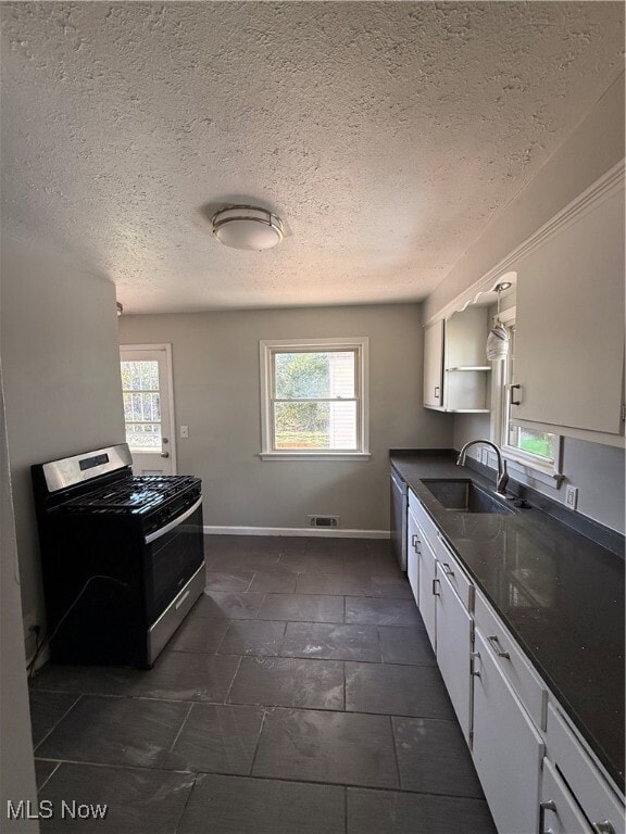 property at 852 Washington St