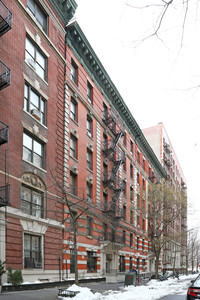 312 W 93rd St in New York, NY - Foto de edificio - Building Photo