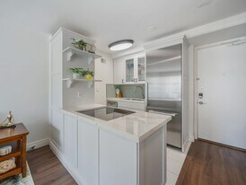 445 Kaiolu St in Honolulu, HI - Building Photo