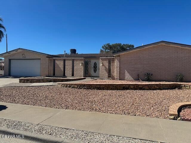 1535 Monte Sanders Ln in El Paso, TX - Building Photo