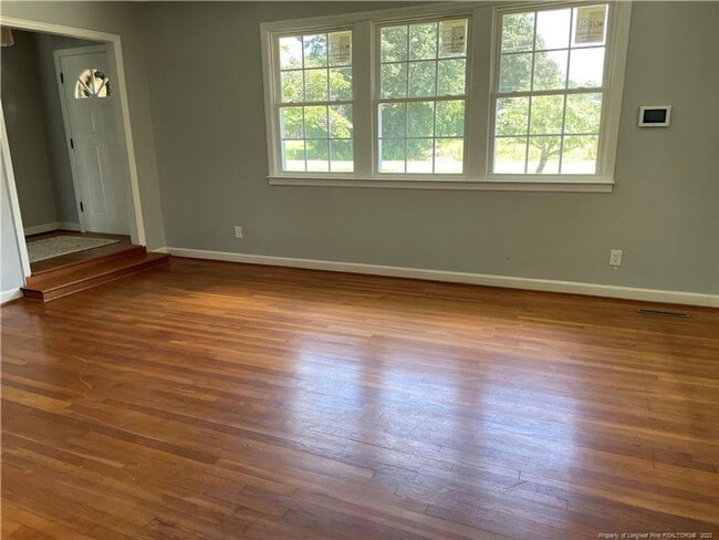 950 E White Pond Rd in Fairmont, NC - Building Photo - Building Photo