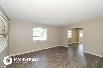 6238 Green Pine Ln in Jacksonville, FL - Building Photo - Building Photo