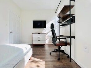 1881 Madison St in Queens, NY - Building Photo - Building Photo