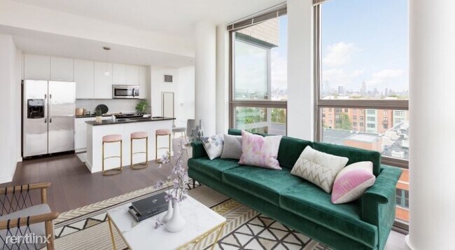 905 Monroe St in Hoboken, NJ - Building Photo - Building Photo