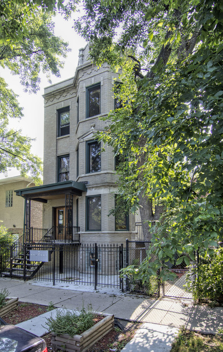 1449 N California Ave in Chicago, IL - Foto de edificio