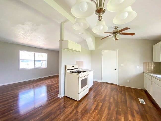 5135 N Utica Ave in Tulsa, OK - Building Photo - Building Photo