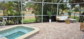 505 Causeway Dr in Lehigh Acres, FL - Building Photo