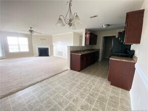 1305 Kershaw Loop in Fayetteville, NC - Building Photo - Building Photo