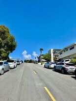 MOVE IN SPECIAL!!! $100 OFF THE RENT FOR THE 1ST 4 MONTHS!  SPACIOUS 2 BEDROOM / 1 BATHROOM.LARGE... in San Pedro, CA - Building Photo