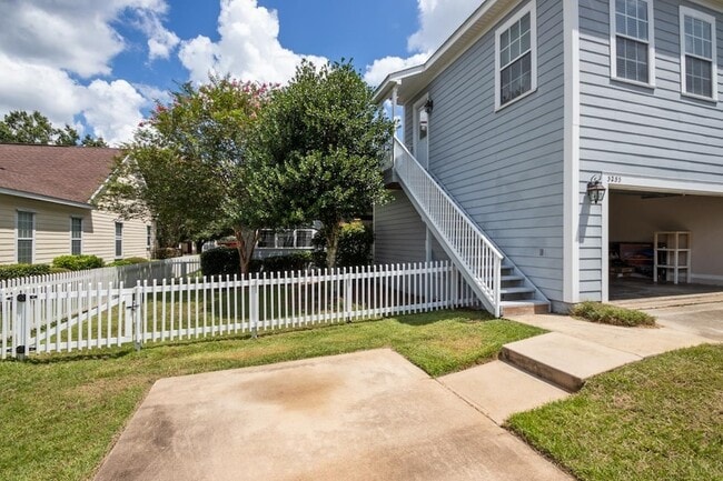 3253 Stanhope Dr in Tallahassee, FL - Building Photo - Building Photo