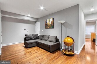 1323 N 7th St in Philadelphia, PA - Building Photo - Building Photo