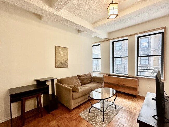 property at 150 W 51st St