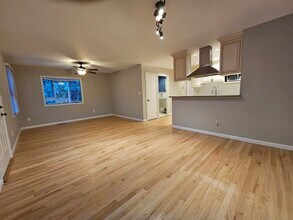 246 Seaside Ave in Stamford, CT - Building Photo - Building Photo