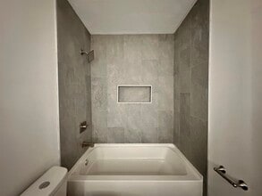 185 Rachel Cove in Drummonds, TN - Foto de edificio - Building Photo