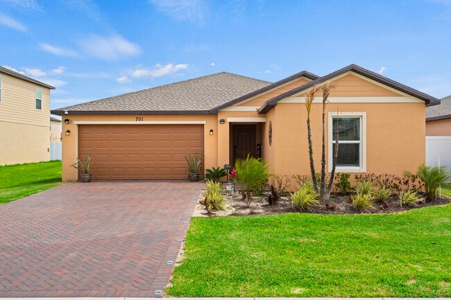 property at 701 Carlyle Wy