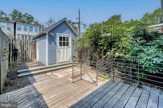 2428 Tunlaw Rd NW in Washington, DC - Building Photo - Building Photo