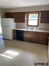 809 Matthies Dr in Papillion, NE - Building Photo - Building Photo