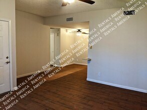 8888 N 47th Ave, Unit 119 in Glendale, AZ - Foto de edificio - Building Photo