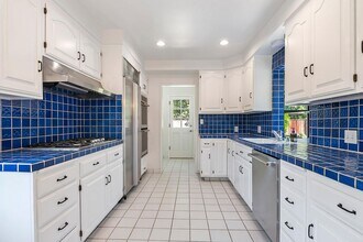 11555 Duque Dr in Los Angeles, CA - Building Photo - Building Photo