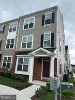 707 McComb Pl in Claymont, DE - Building Photo